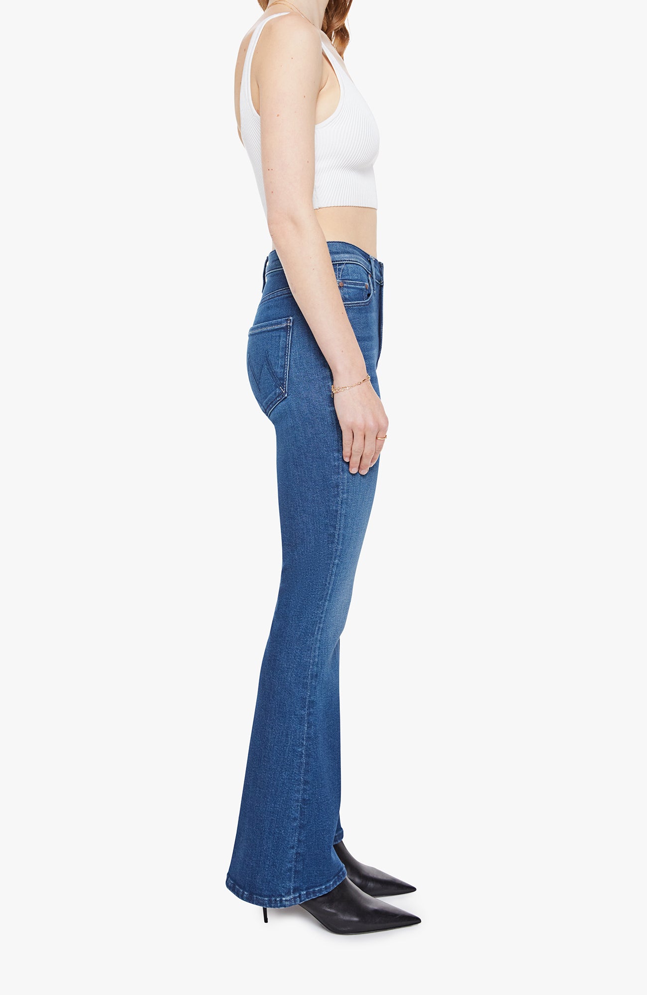 The Weekender Nip It In The Butt - JoeyRae