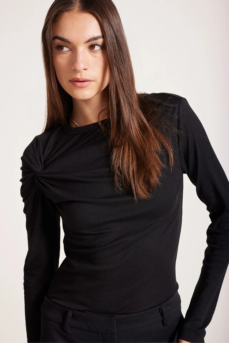 Knot Twist Long Sleeve Tee Black