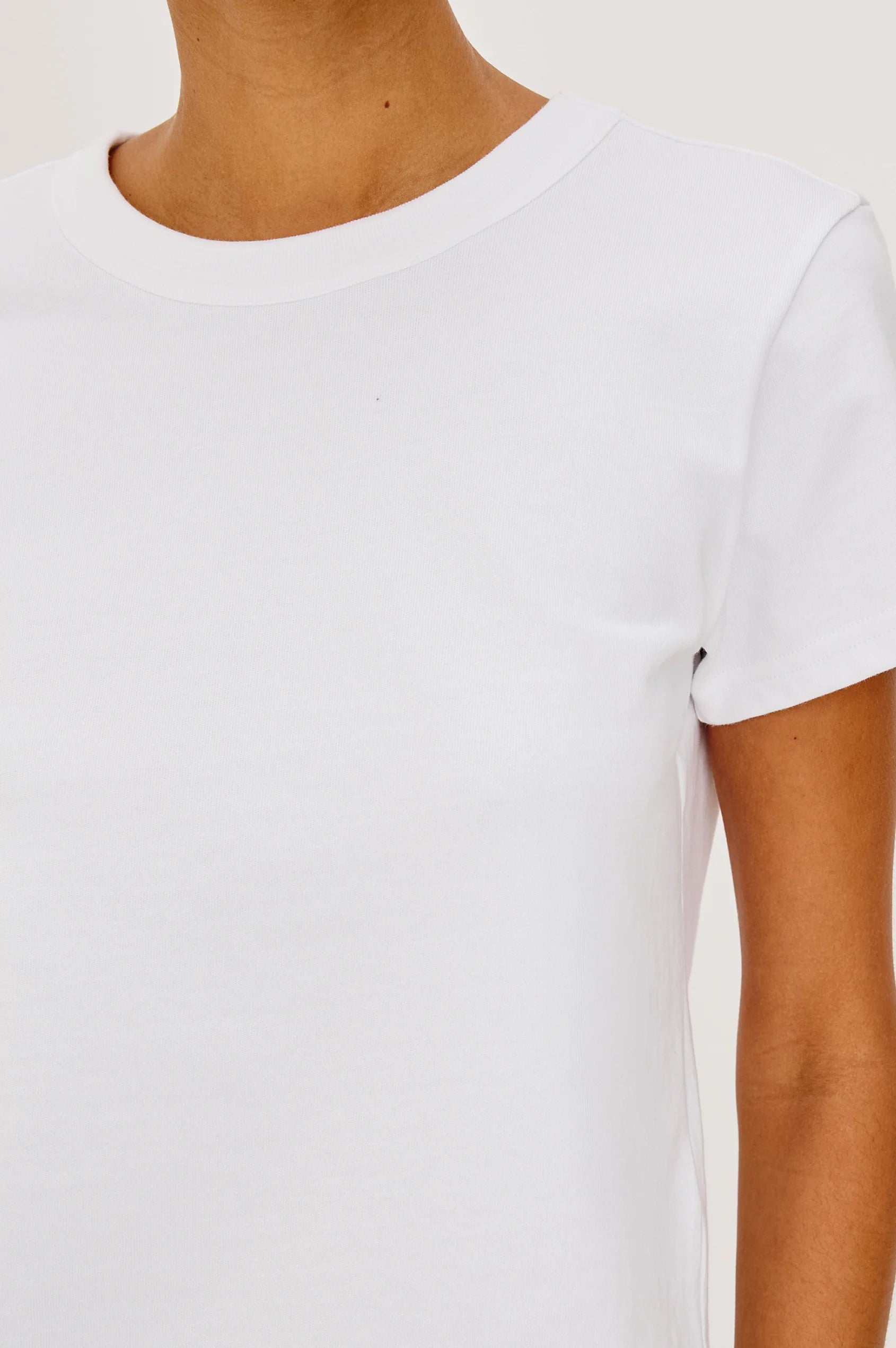 Girlfriend T-Shirt White - JoeyRae