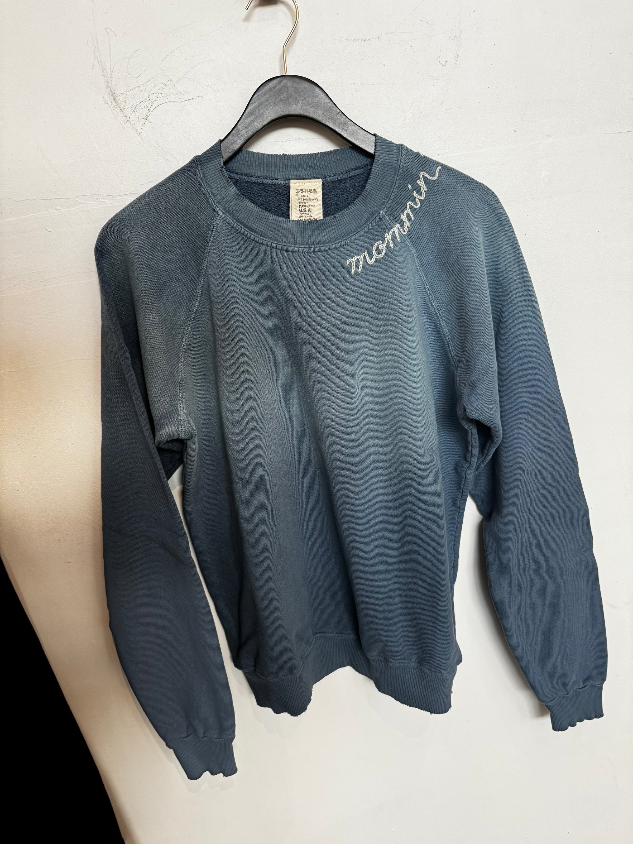 Mommin' Sweatshirt - JoeyRae