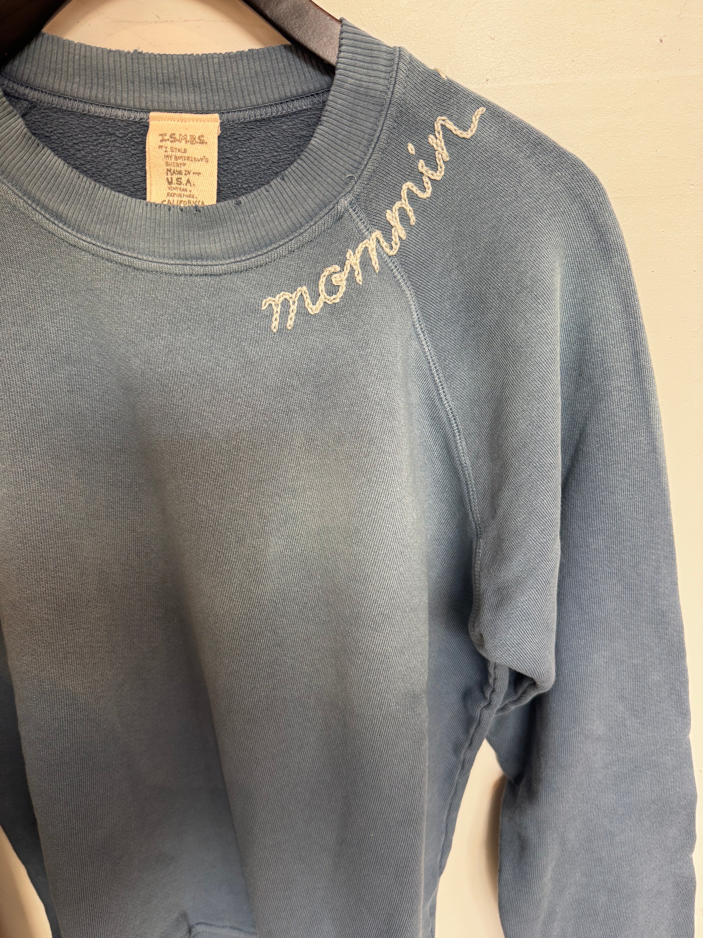Mommin' Sweatshirt - JoeyRae